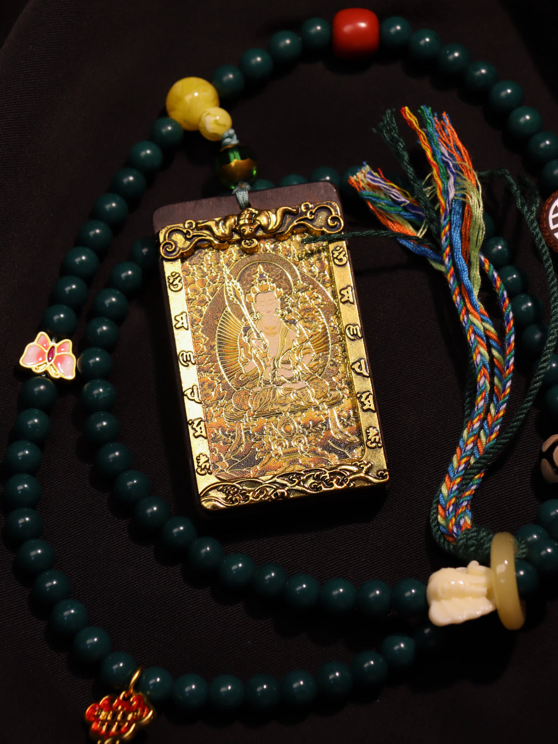 Sandalwood Tibetan Guanyin Thangka Necklace